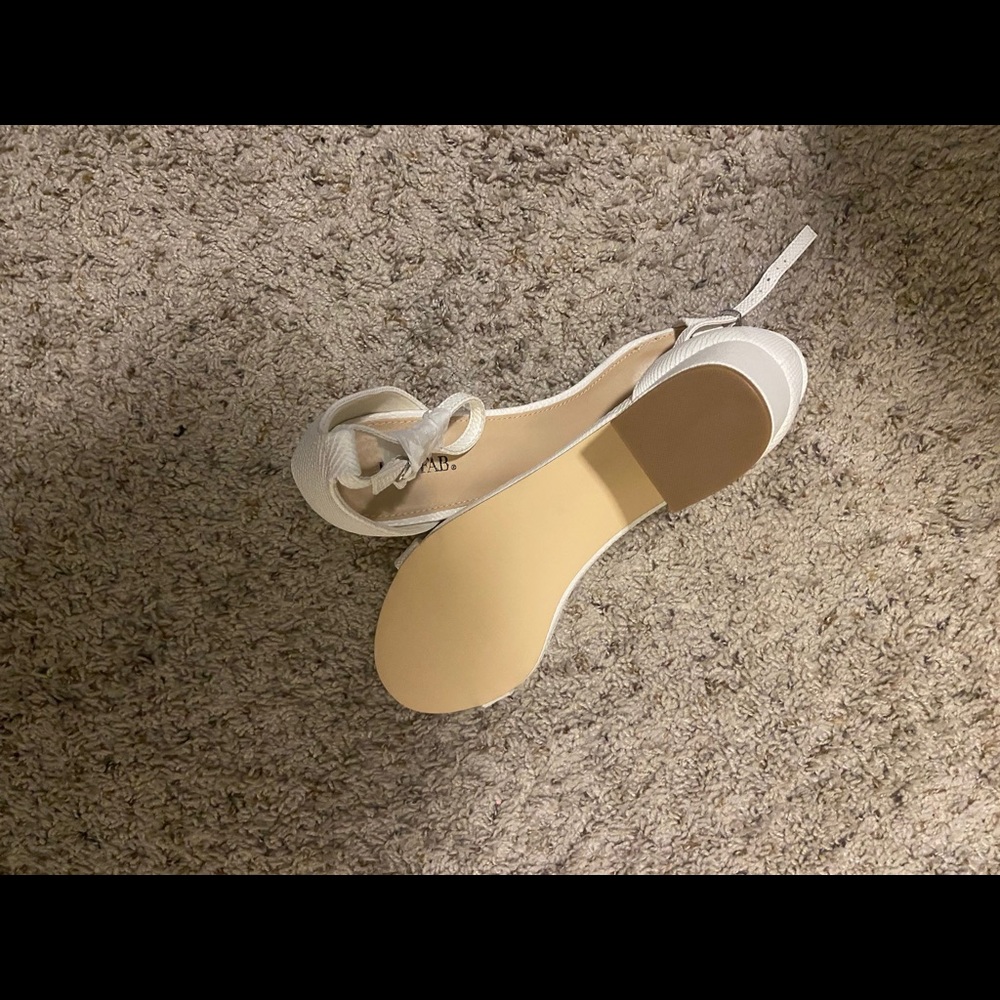 Shoe